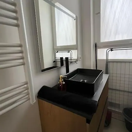 Kb 21 - Metro 7 - Ac - Free Parking - 4 Pers Le Kremlin-Bicêtre