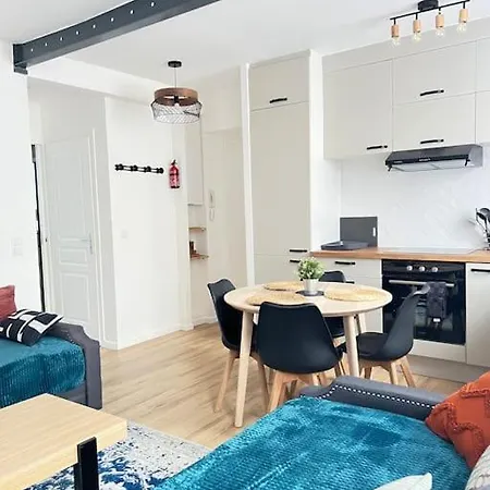 Appartement Kb 21 - Metro 7 - Ac - Free Parking - 4 Pers Le Kremlin-Bicêtre