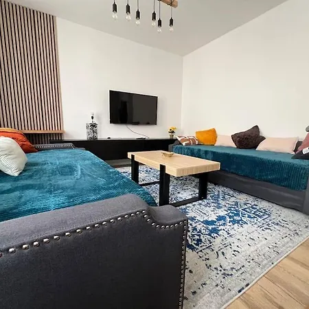 Appartement Kb 21 - Metro 7 - Ac - Free Parking - 4 Pers *